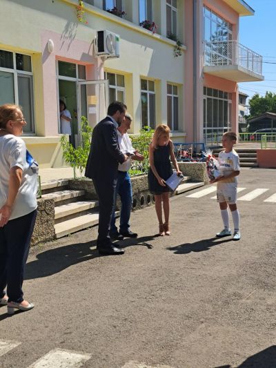 Тържественно откриване на бновеният ни двор - ДГ Слънце - Камено